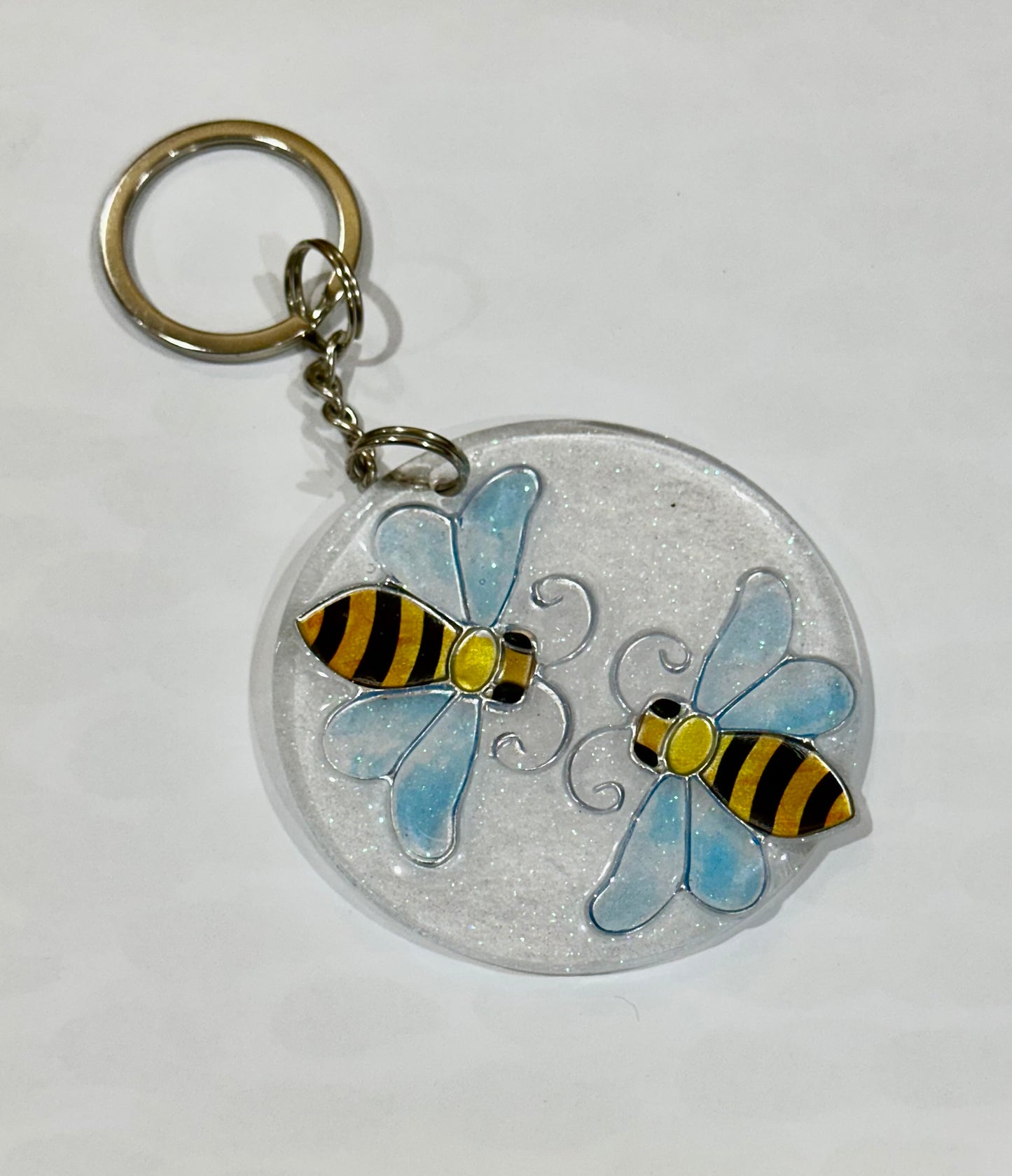 Honey bee round 2.5 inch keychain